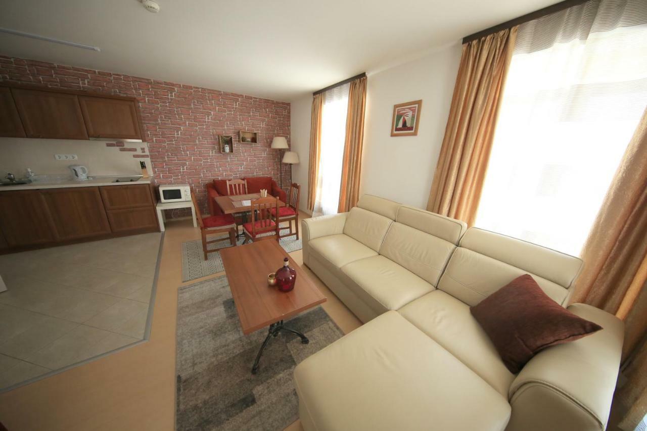 Great Location Near Lift Apartment Bansko Bagian luar foto